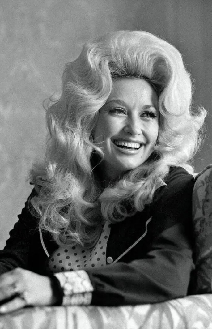 Dolly Parton Dies at 80